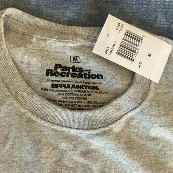 Parks and Recreation Graphic T-Shirt - Picture 3 of 4